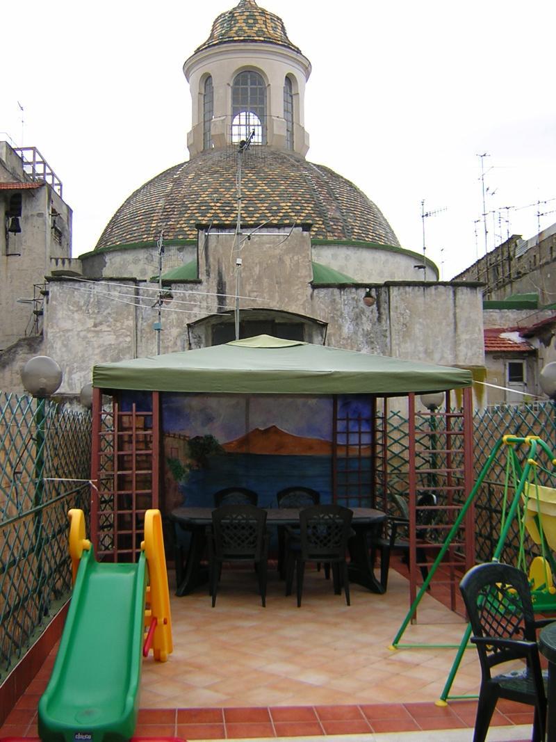 Hotel Nettuno Napoli Esterno foto